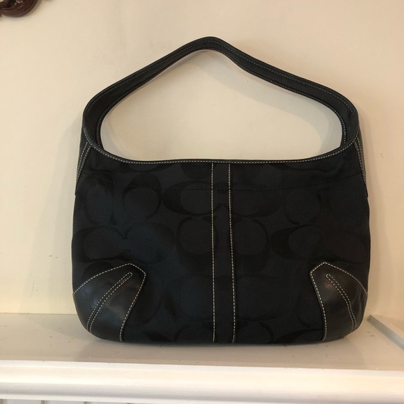 Coach Signature C Canvas and leather Hobo. - Picture 4 of 8